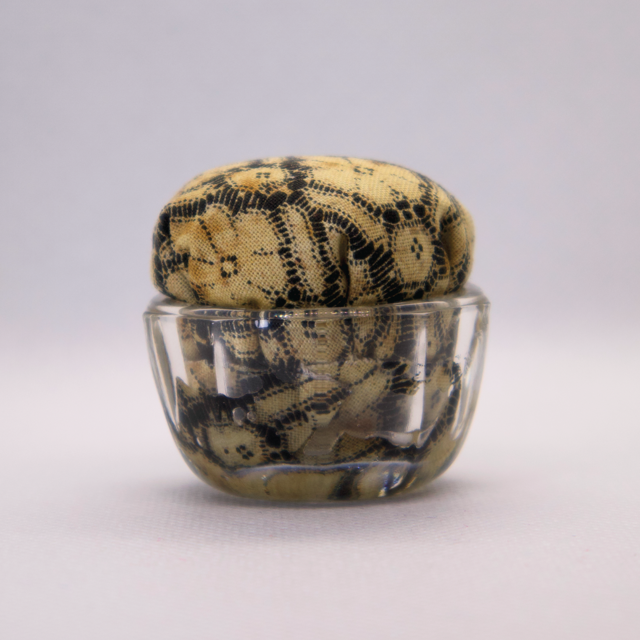 Tim Holtz Lace Pincushion in Clear Round