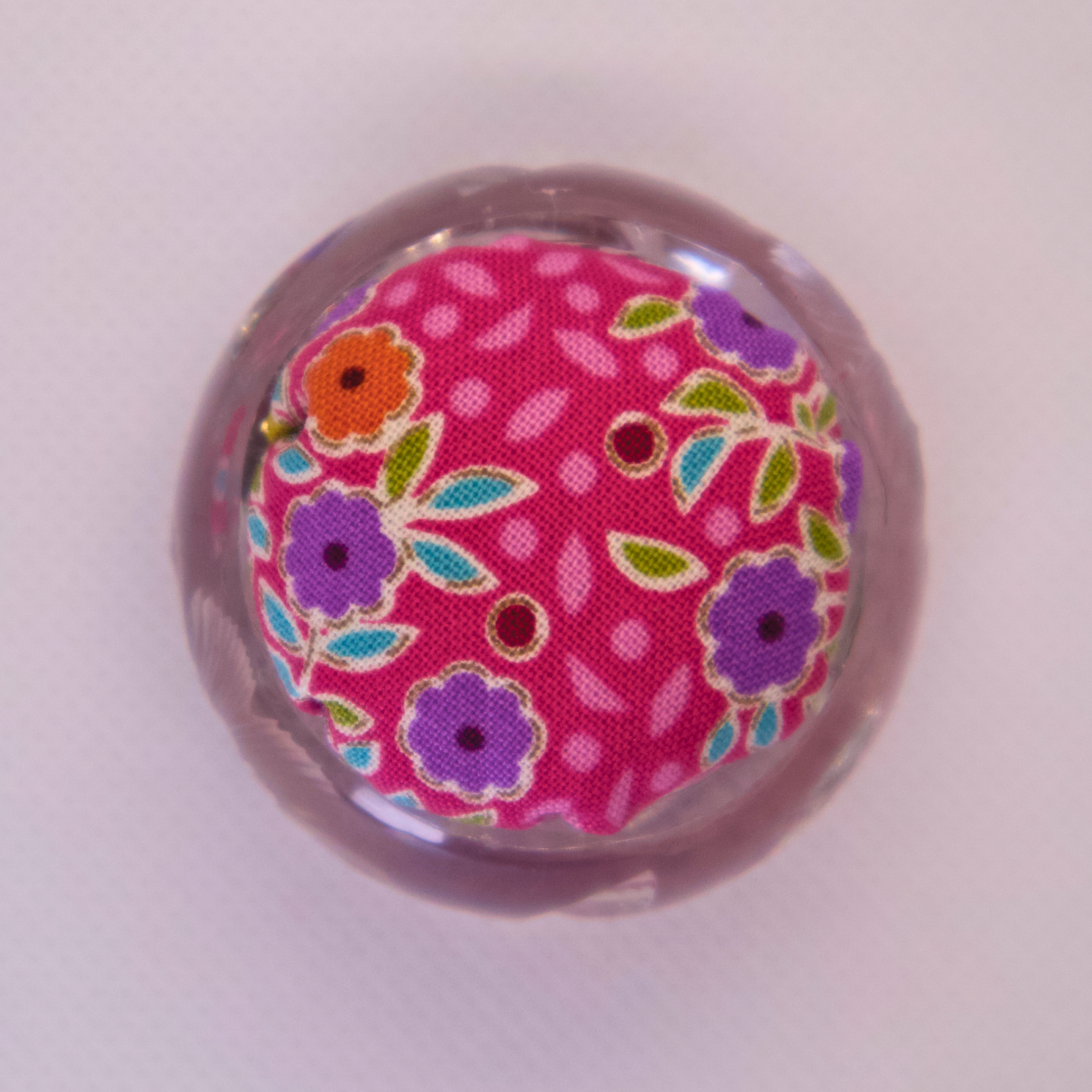 Tilda Pink Floral in Clear Round