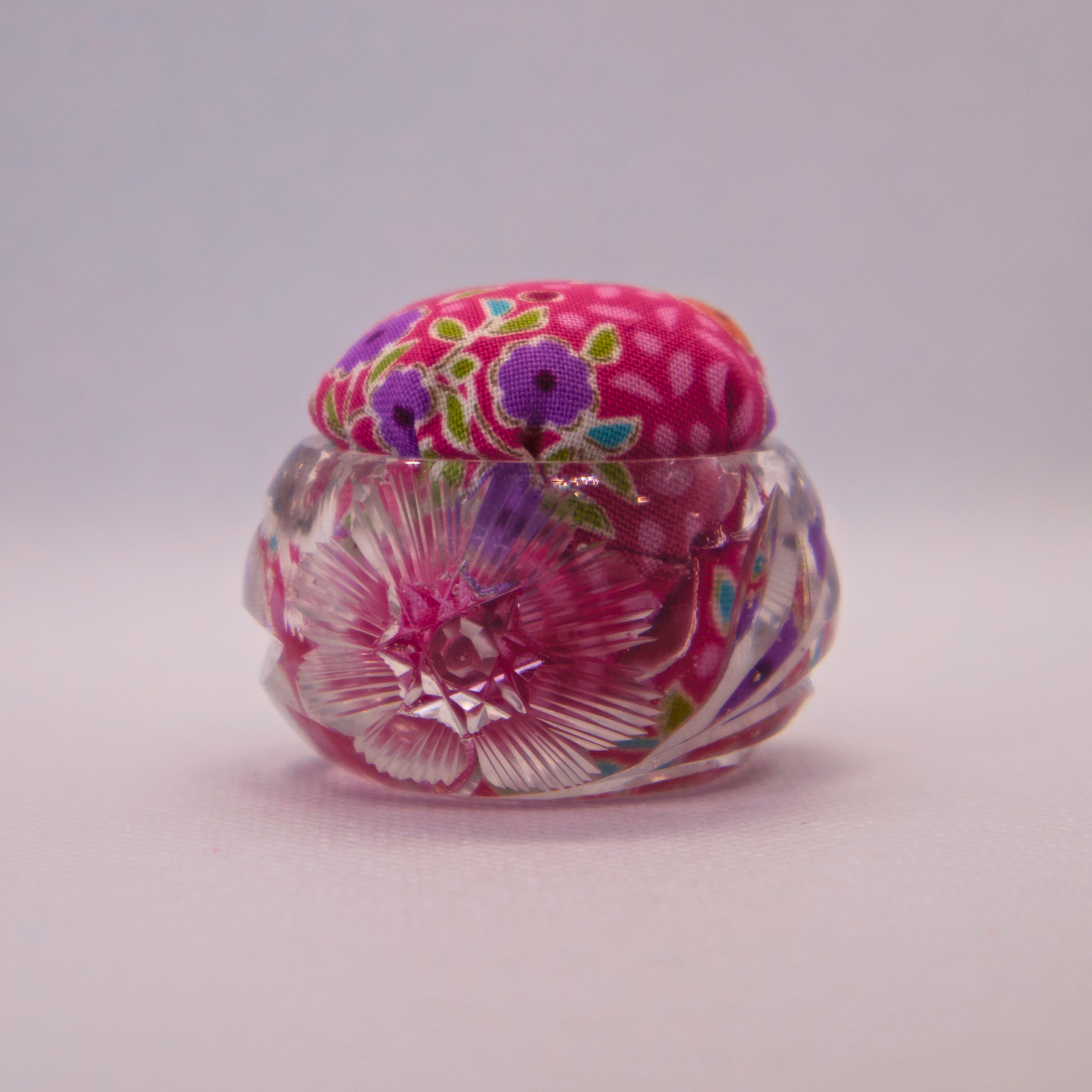 Tilda Pink Floral in Clear Round