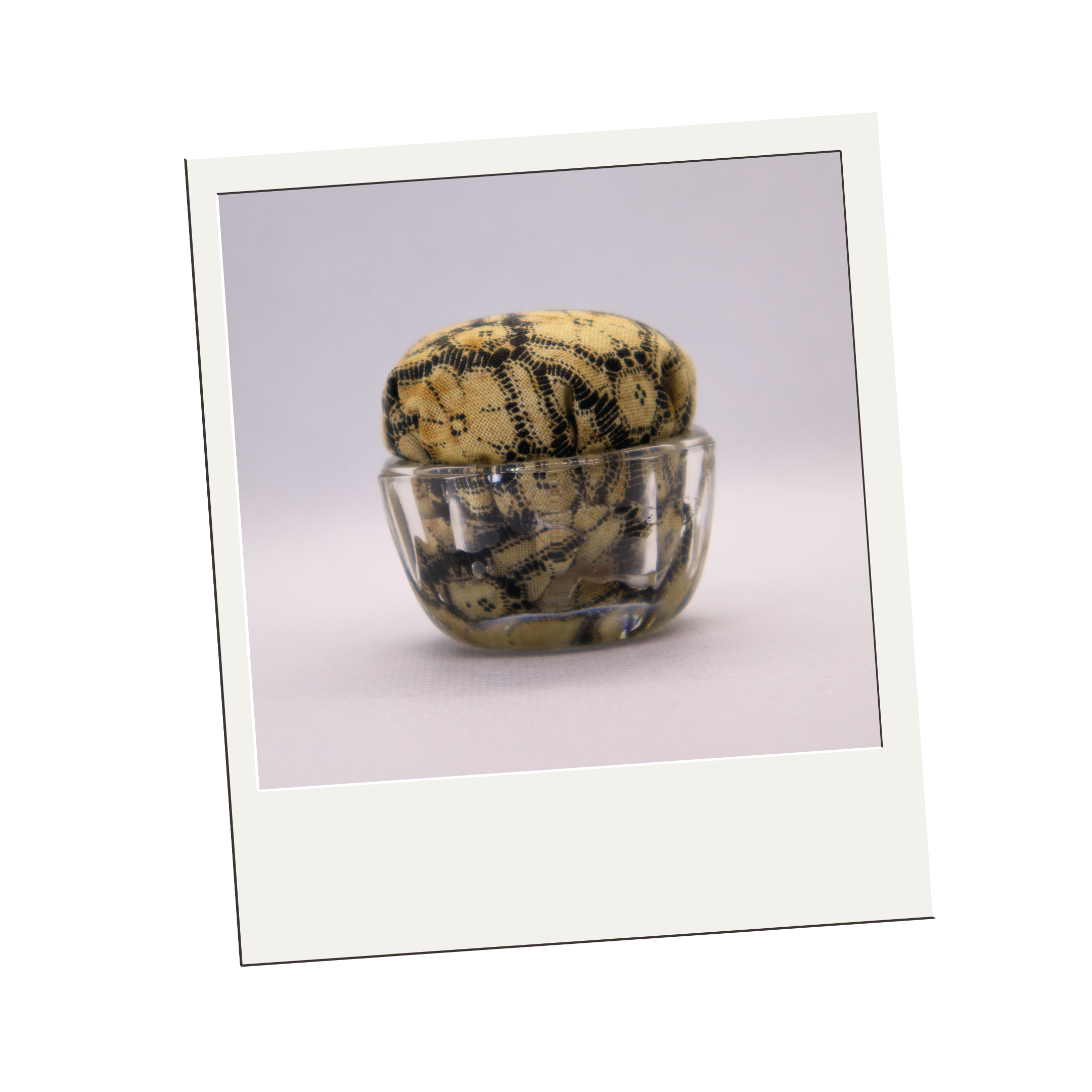 Tim Holtz Lace Pincushion in Clear Round