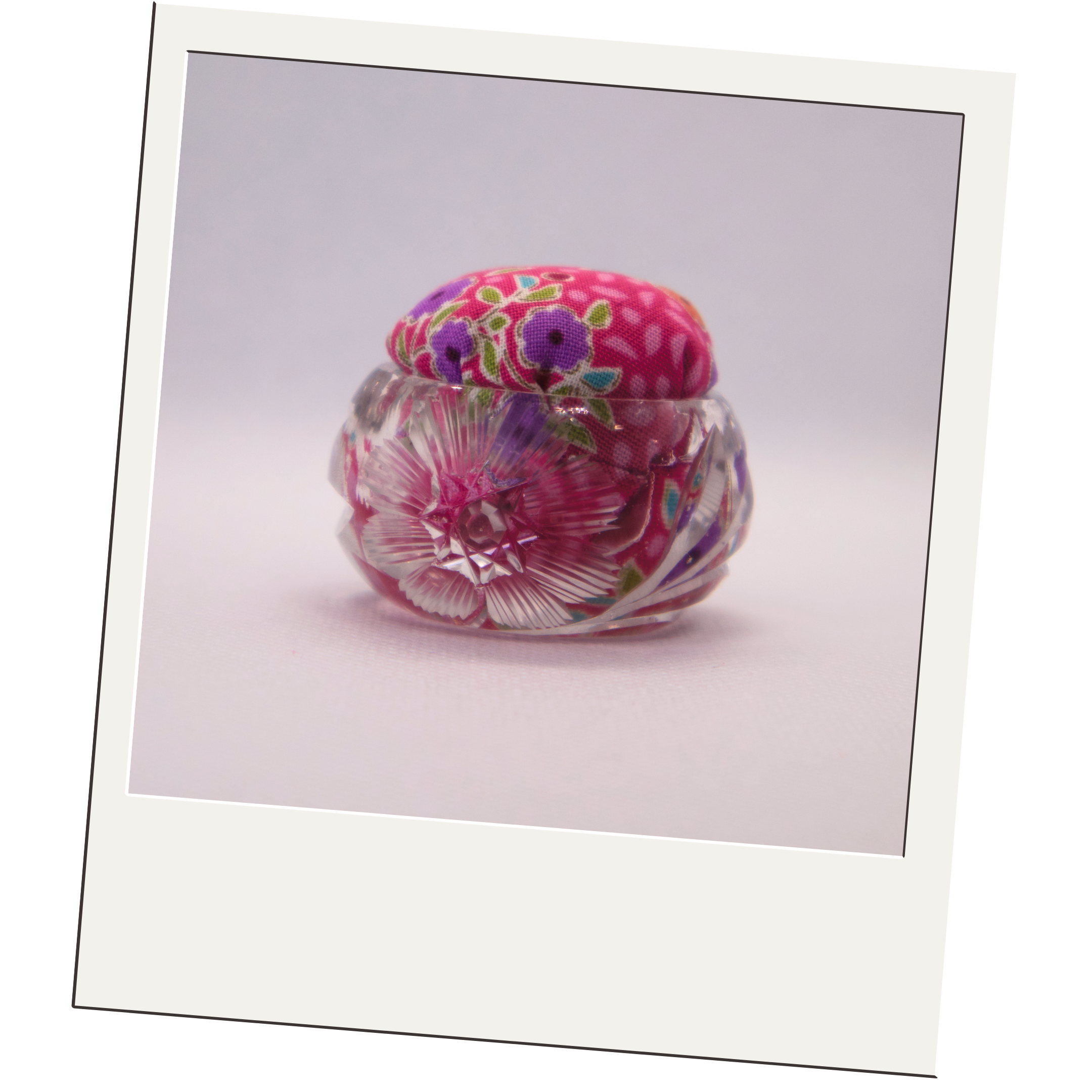 Tilda Pink Floral in Clear Round