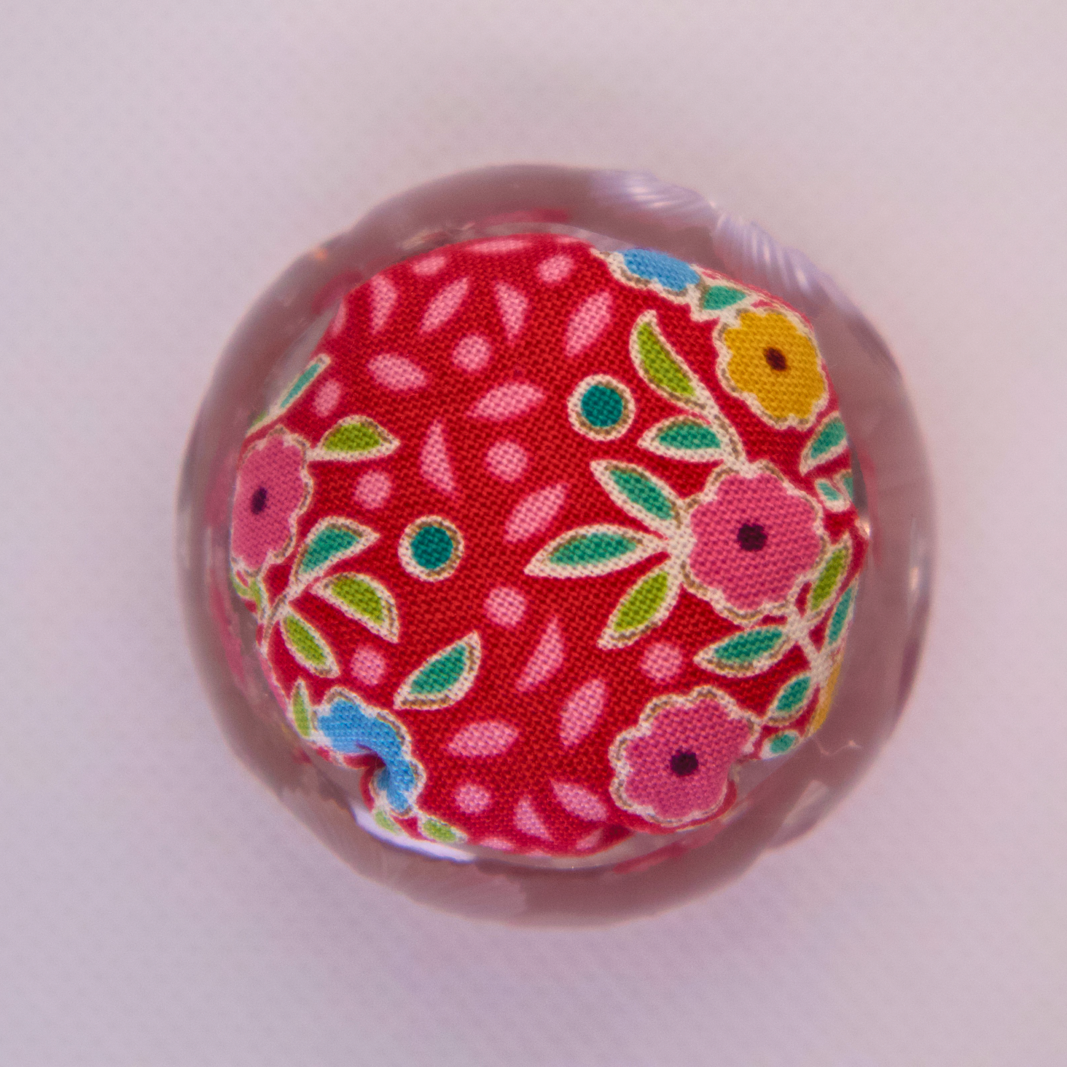 Tilda Red Floral in Clear Round